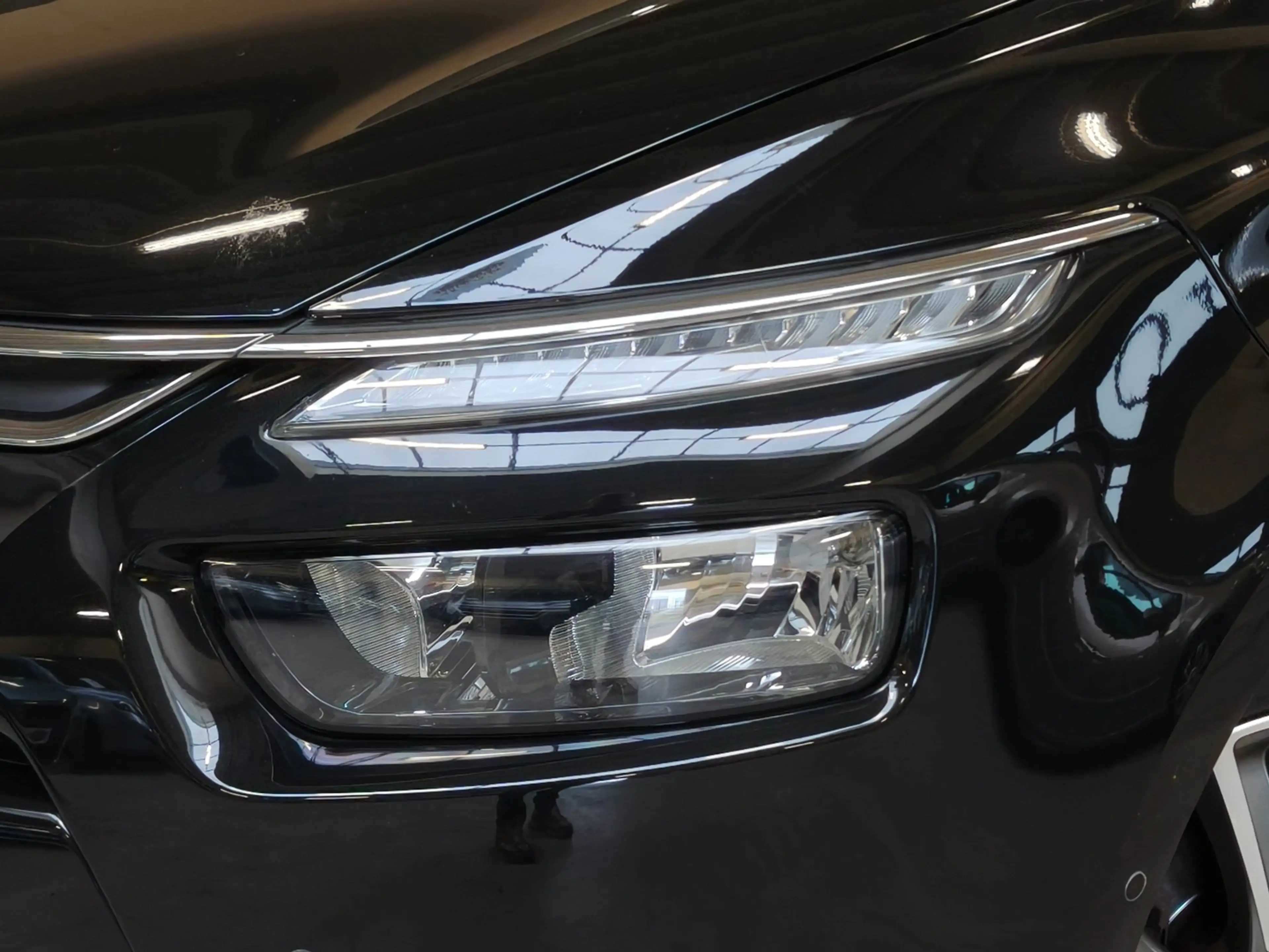 Citroen C4 Picasso 1.6 Intensive 120-pk Navi 1ste Eigenaar — photo 11