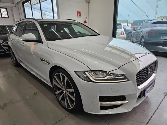 Jaguar XF Sportbrake 2.0d i4 Portfolio AUTOMATICO /TETTO PANORAMICO