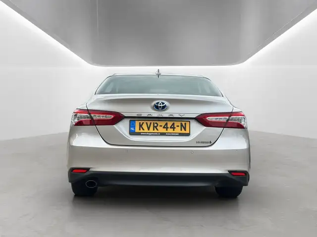 Toyota Camry view 5