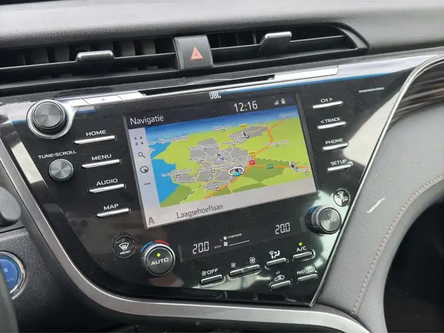 Toyota Camry view 15