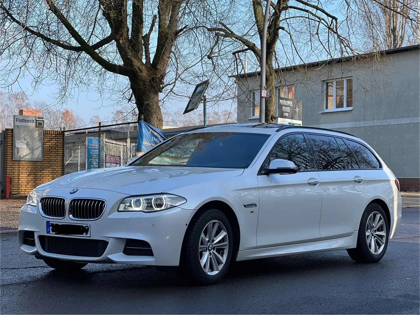 BMW 535 535 d xDrive"M-SPORT"PANO"LEDER"HUD"360*"SCHECKHE" Weiß - 2