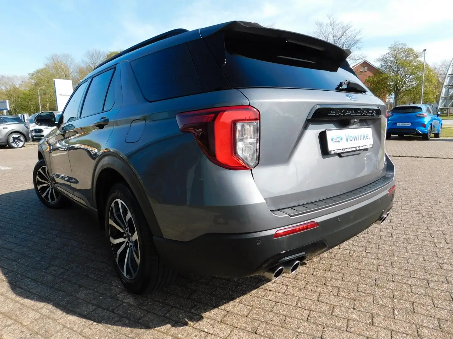 Ford Explorer EXPLORER ST-LINE 3.0 V6 Plug-in-Hybrid 4x4 Grau - 2