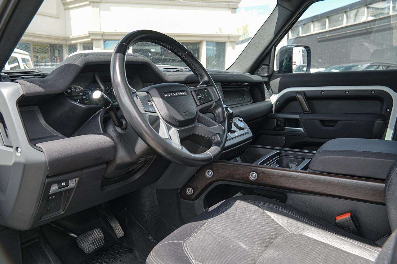 2023 Land Rover Defender X-Dynamic SE 110 AWD |PANO|NAVI|COOLED|WOOD TRIM thumb 15