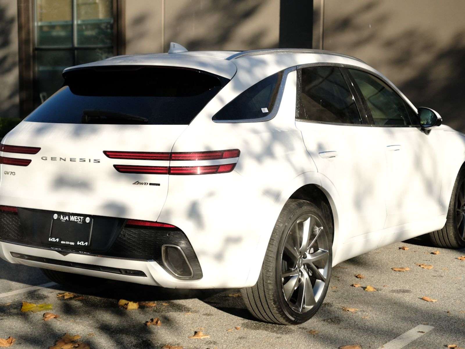 2025 Genesis GV70