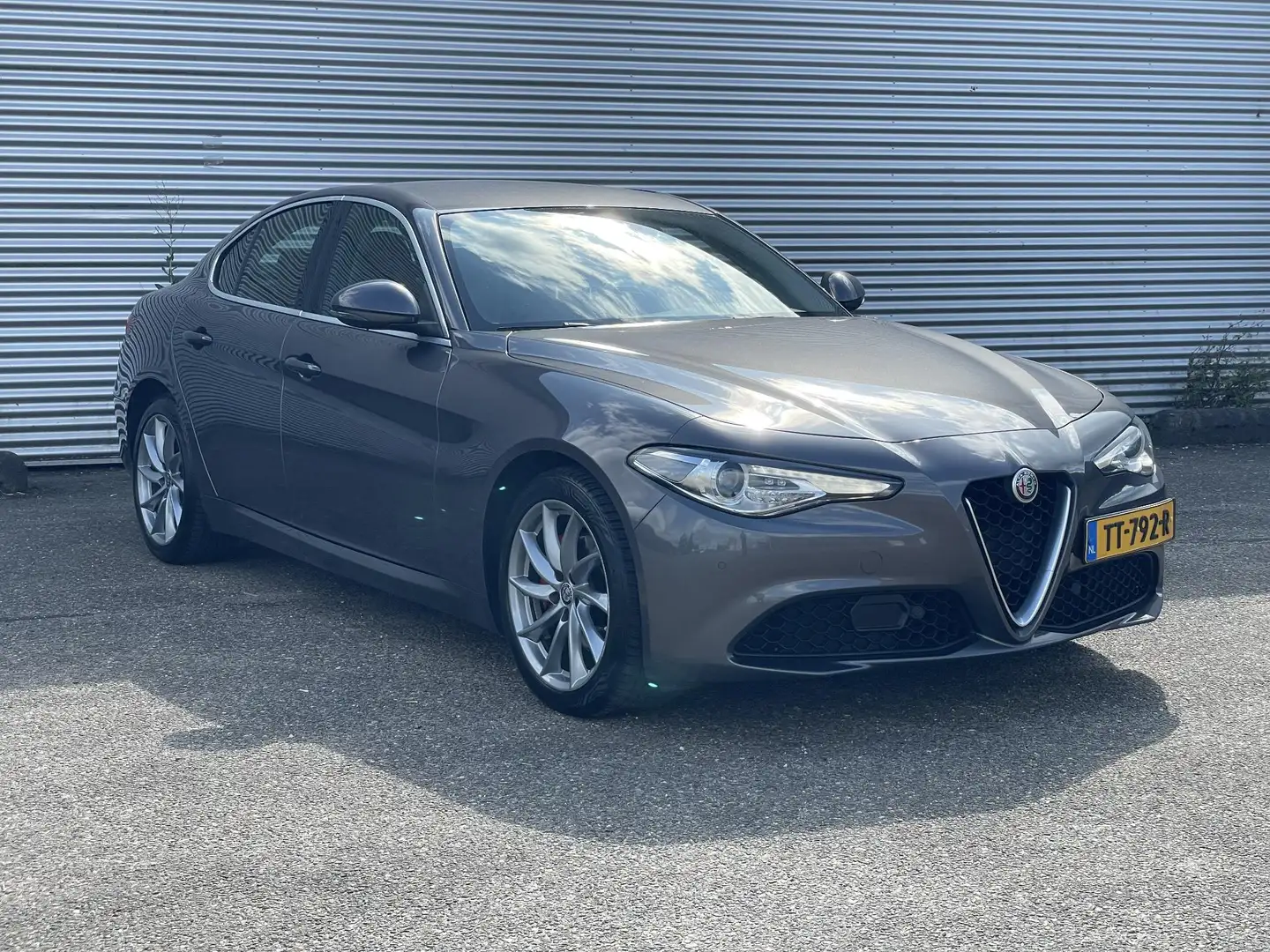 Alfa Romeo Giulia 2.2 Eco Business Super|Bruin Leer|Stoelverwarming Grijs - 2
