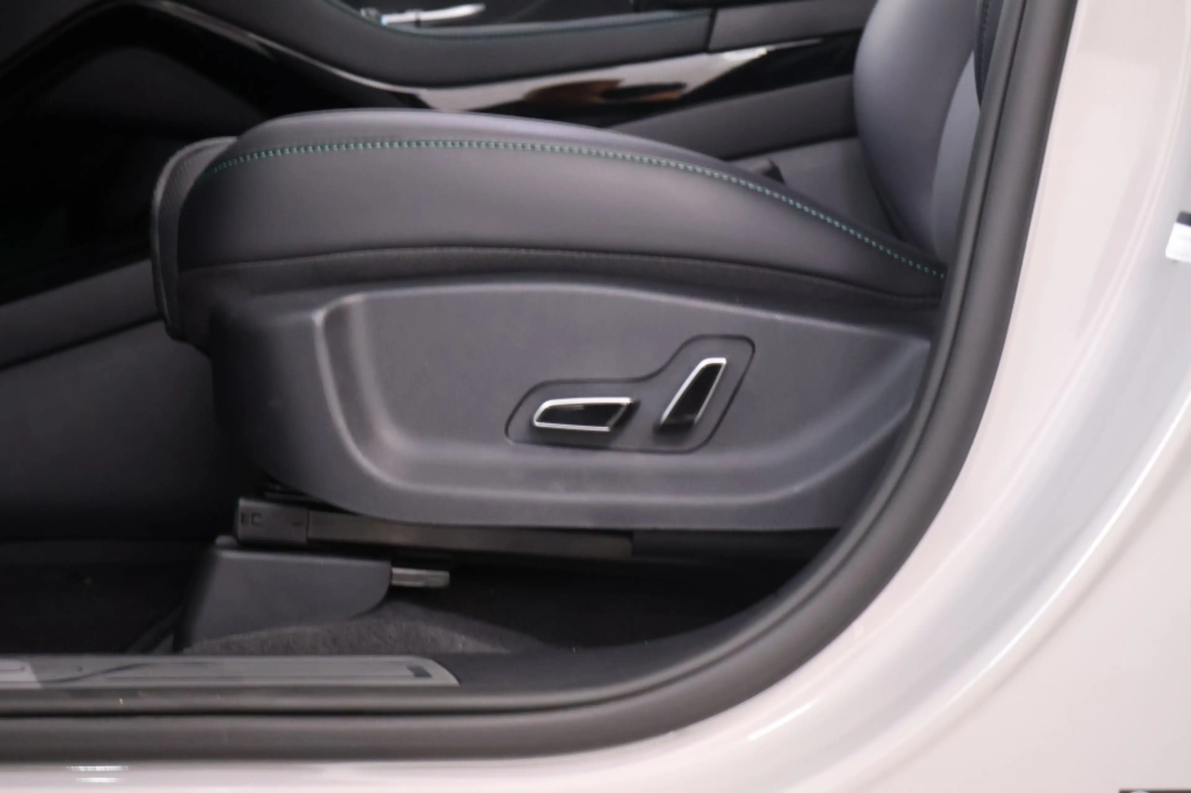 BYD Seal U 1.5 DM-i FWD Boost | BYD Specialist in Limburg — photo 9