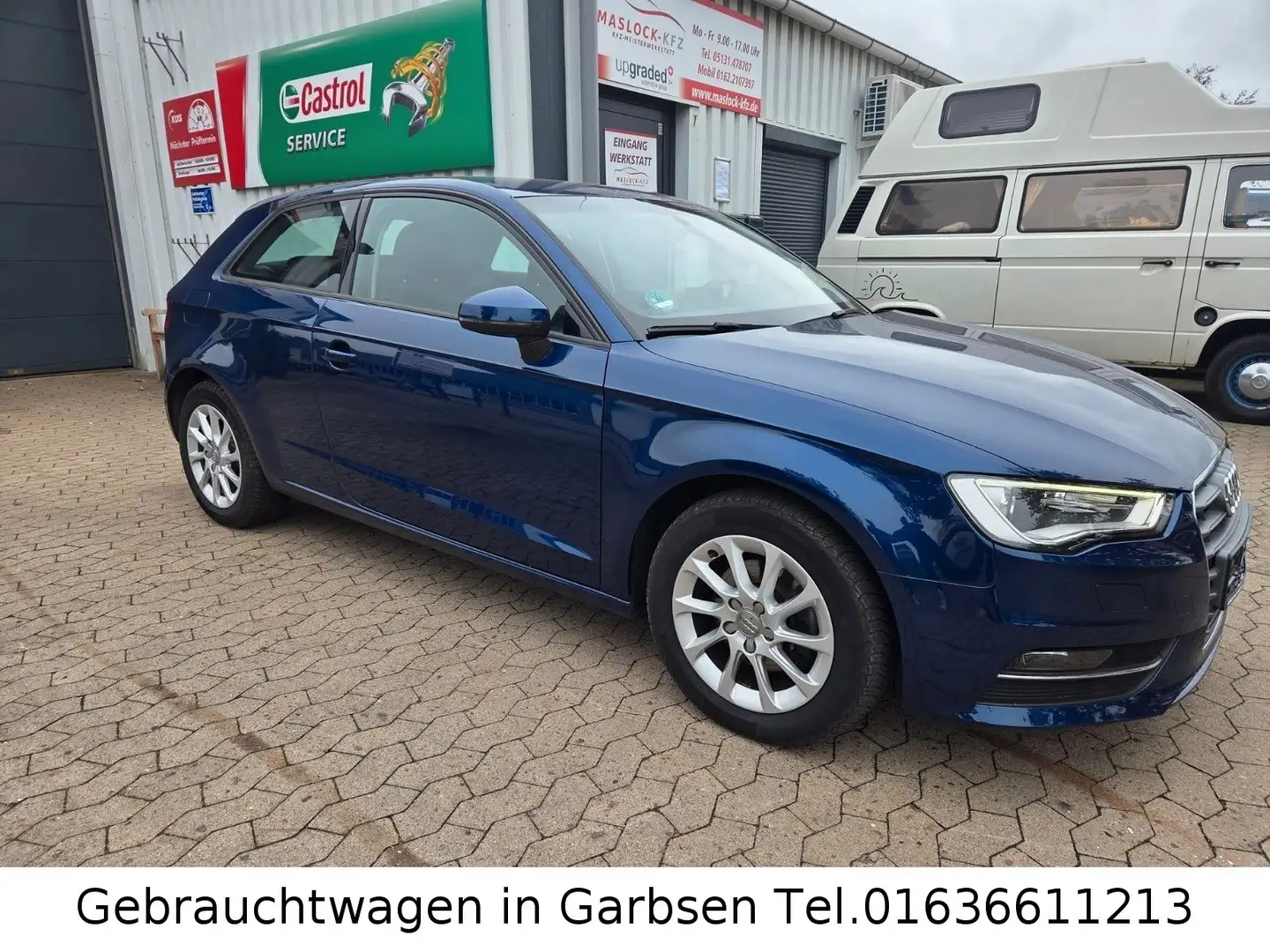 Audi A3 1.6 TDI Attraction Xenon AHK Klimatronic Bleu - 2