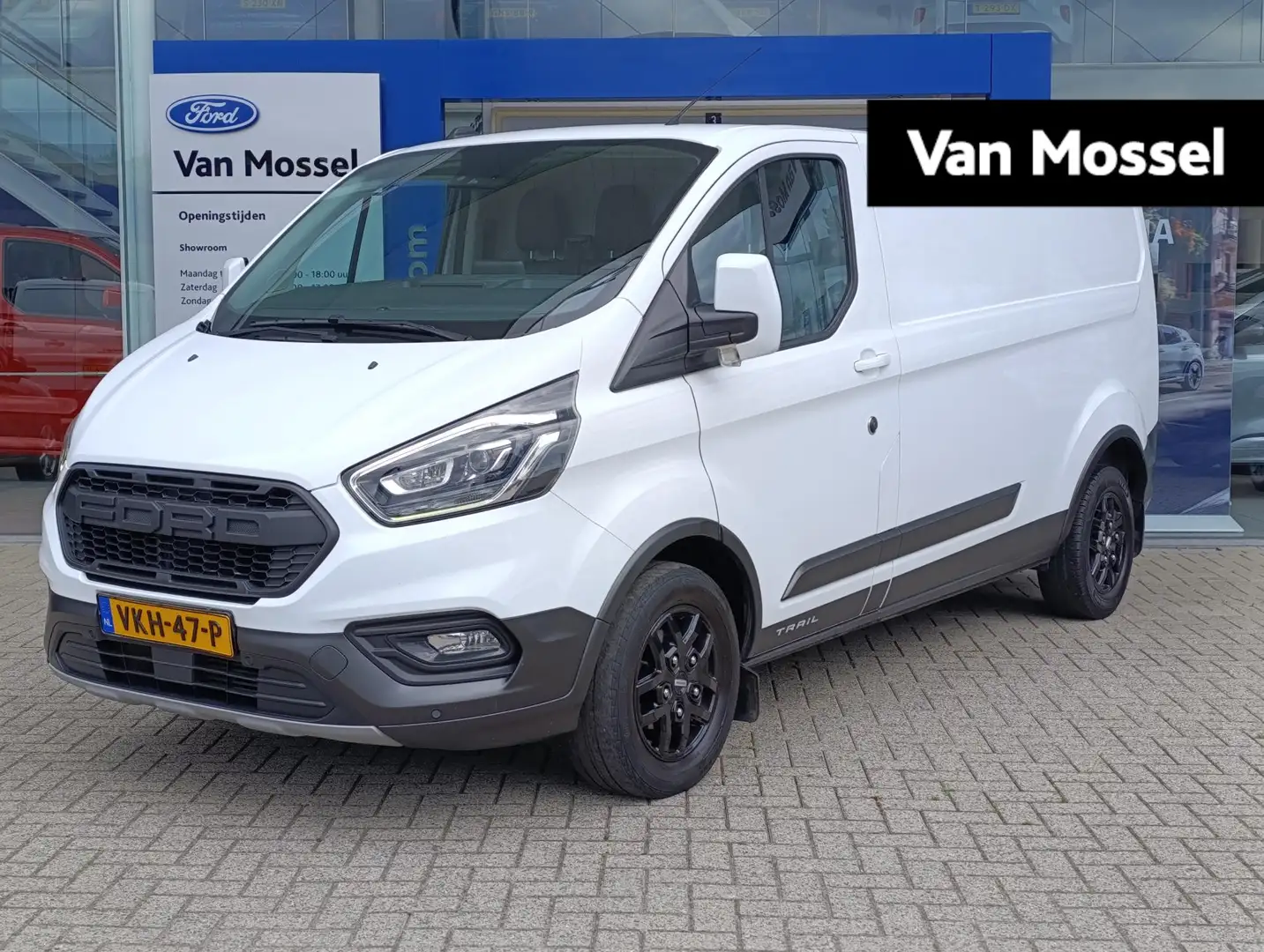 Ford Transit Custom 300 2.0 TDCI L2H1 Trail | Trekhaak | Houten vloer Wit - 1
