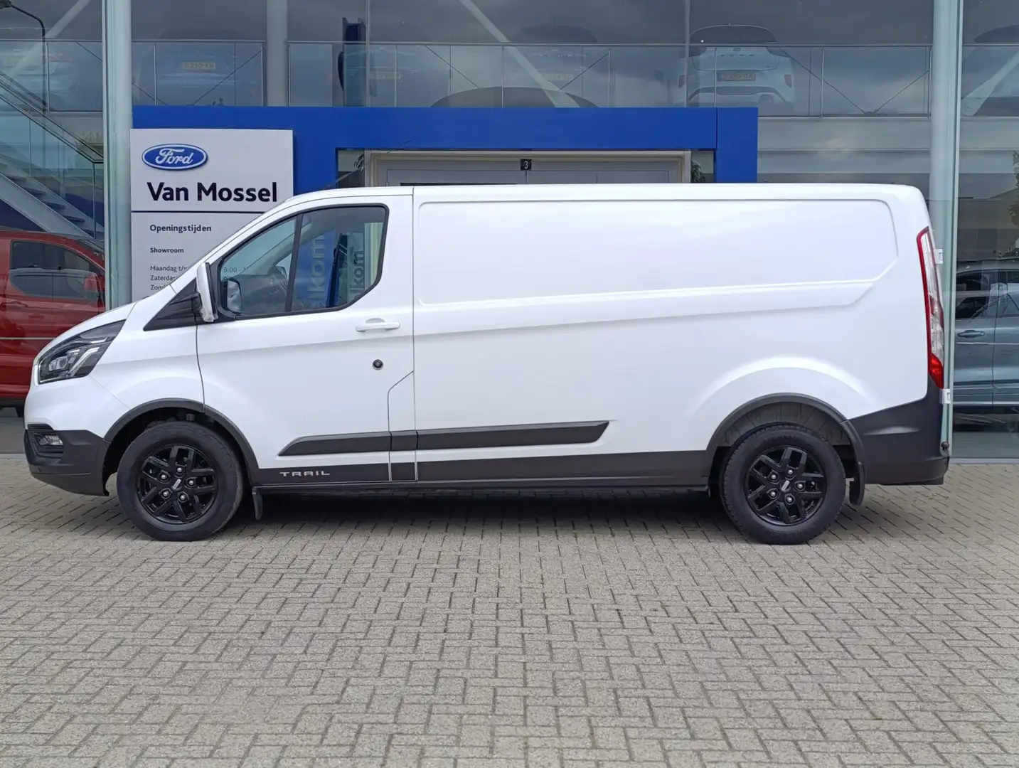 Ford Transit Custom 300 2.0 TDCI L2H1 Trail | Trekhaak | Houten vloer Wit - 2