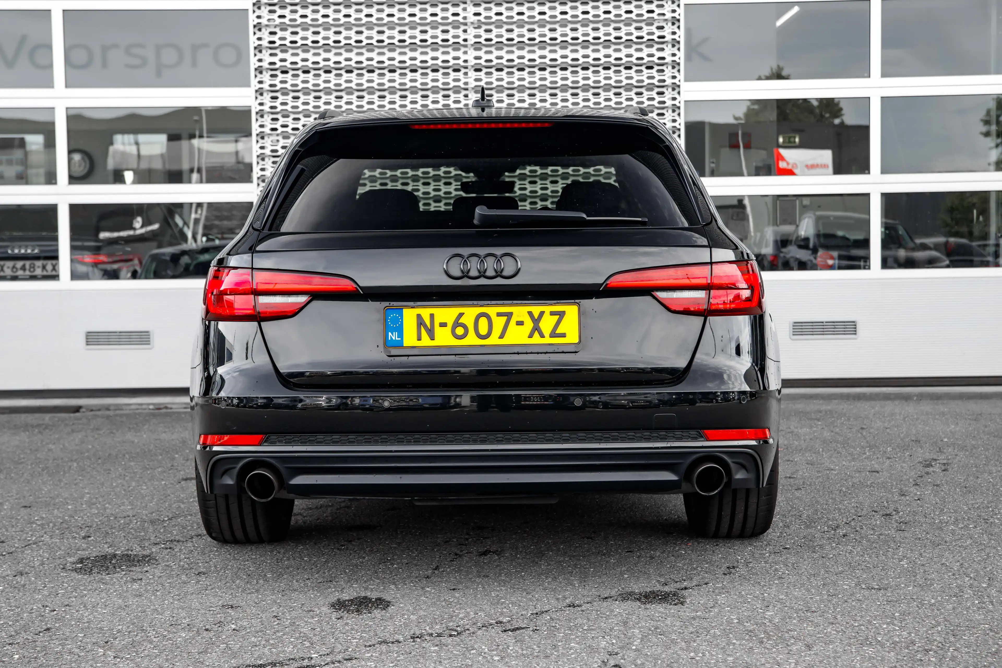 Audi A4 Avant 2.0 TFSI MHEV Sport S line black edition | T — photo 4
