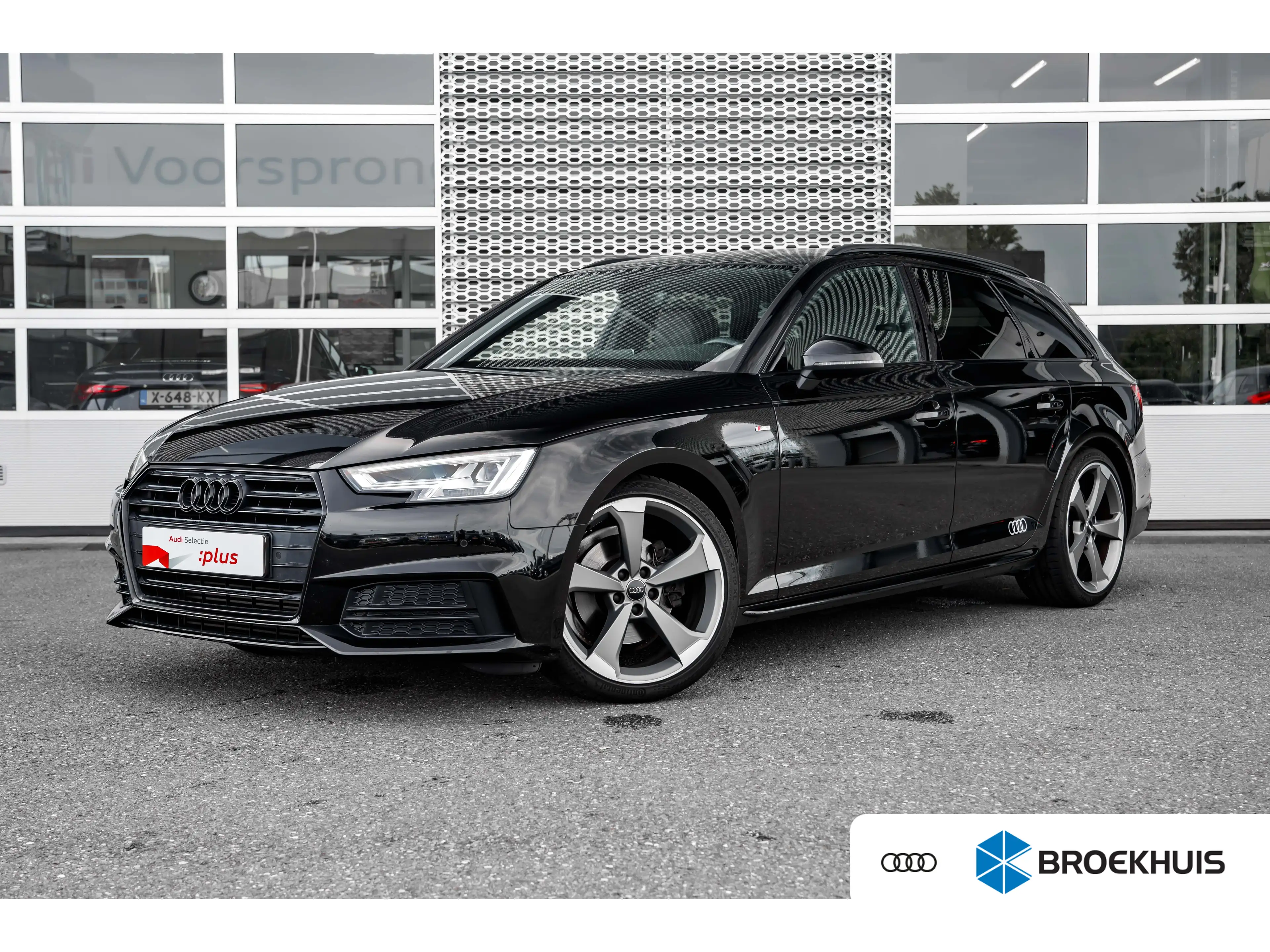 Audi A4 Avant 2.0 TFSI MHEV Sport S line black edition | T