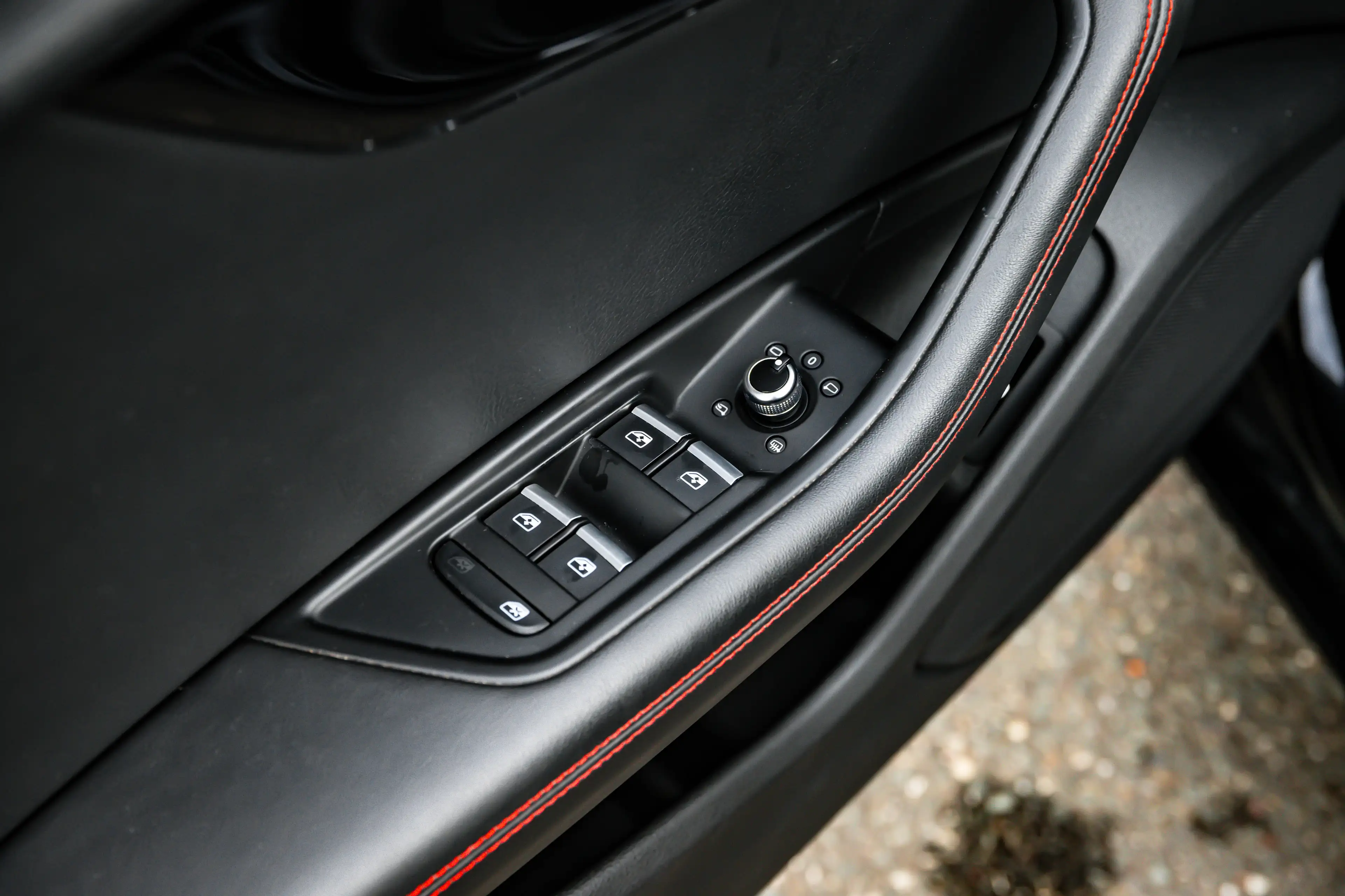 Audi A4 Avant 2.0 TFSI MHEV Sport S line black edition | T — photo 18