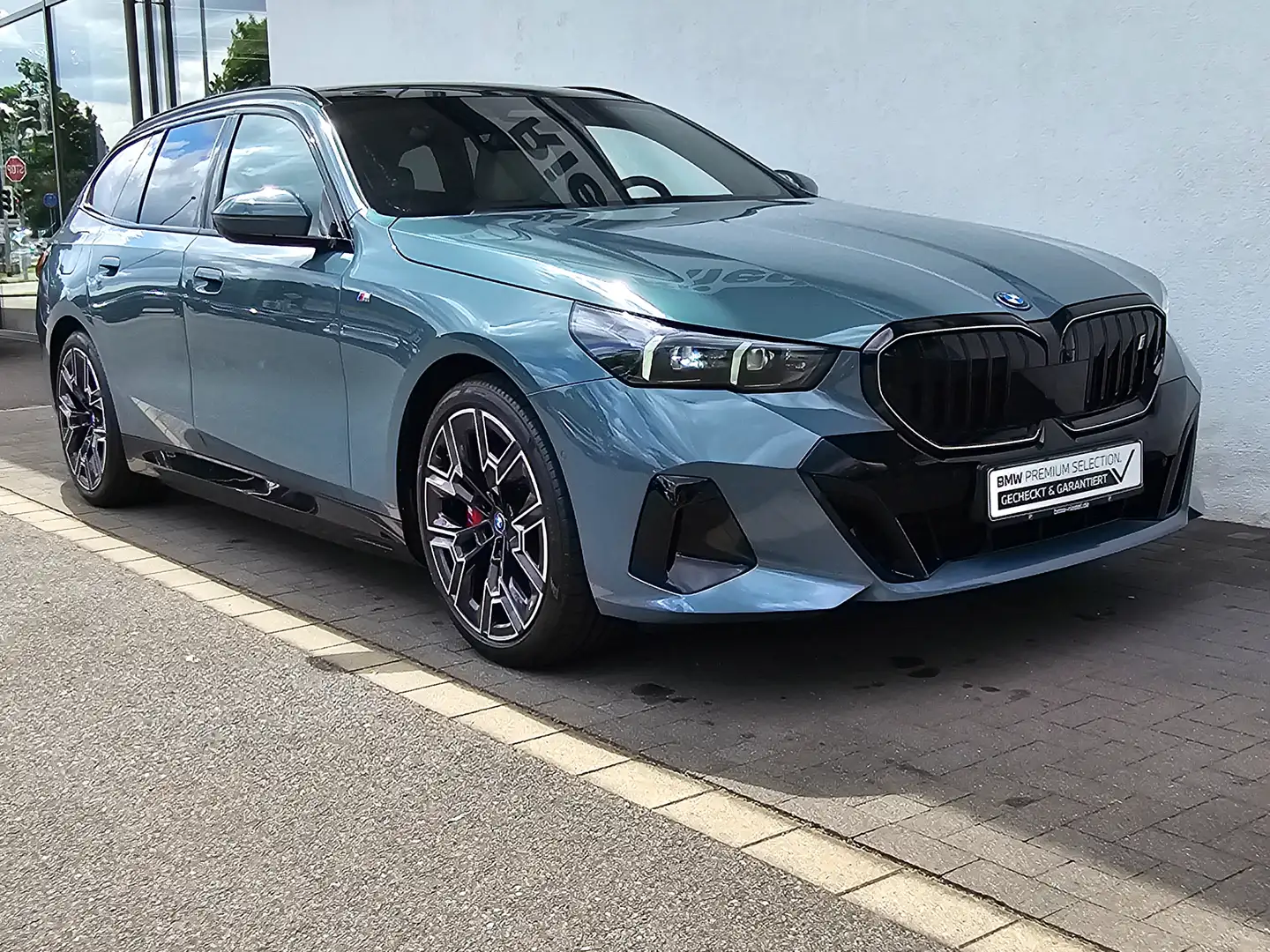 BMW i5 eDrive40 M Sportpaket Pro*Komfortsitze*Pano* Vert - 1