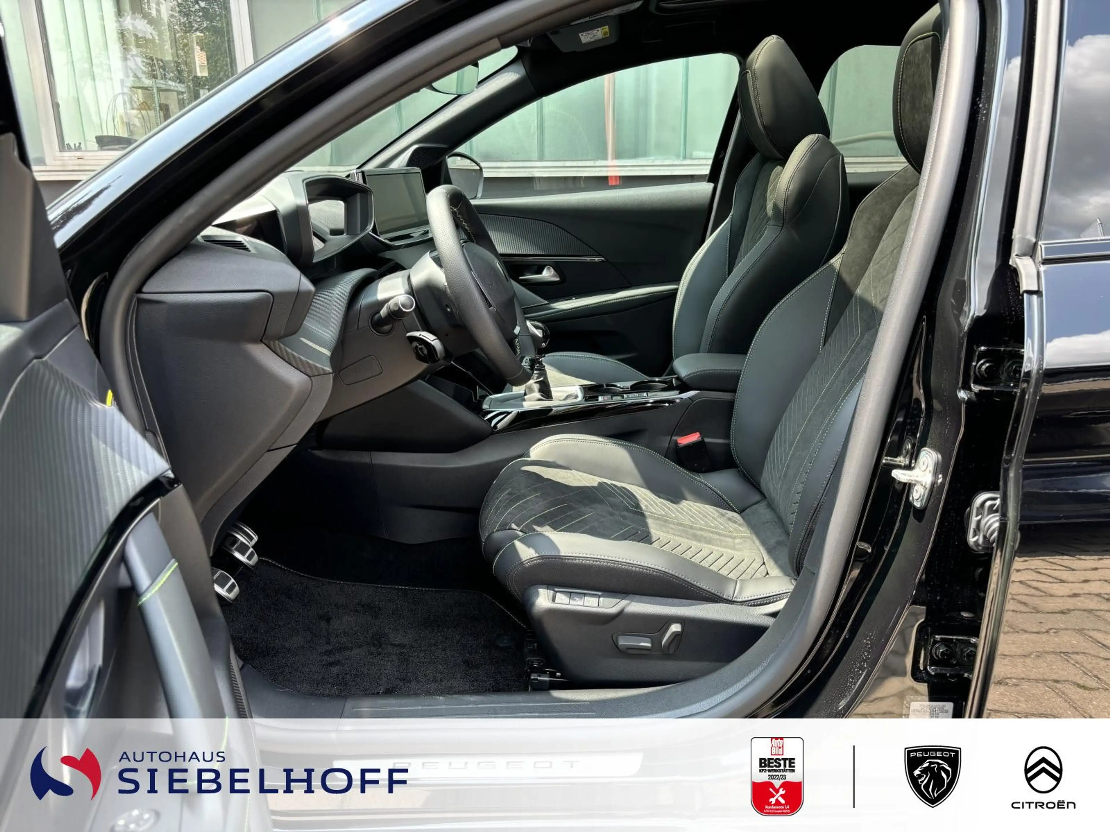 Peugeot 208 GT PureTech 100 — photo 11