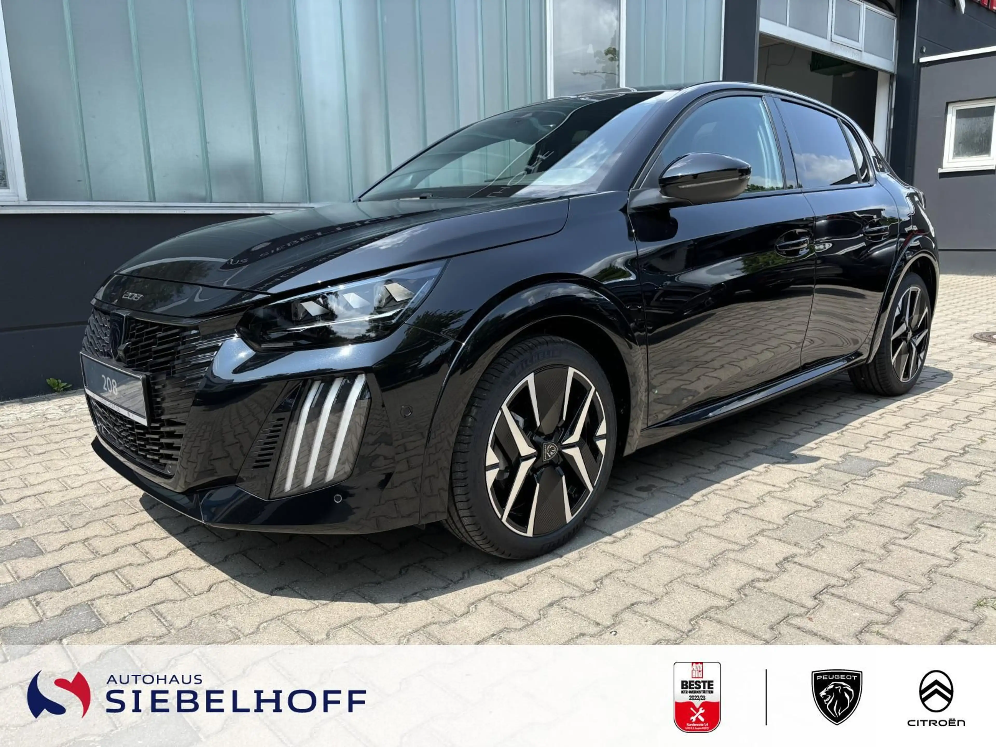 Peugeot 208 GT PureTech 100 — photo 2
