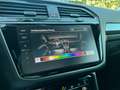 Volkswagen Tiguan 2.0 TDI 4 MOTION Aut*R LINE*ACC*LEDER*RFK*AHK*KREDIT*GARANTIE Schwarz - thumbnail 33