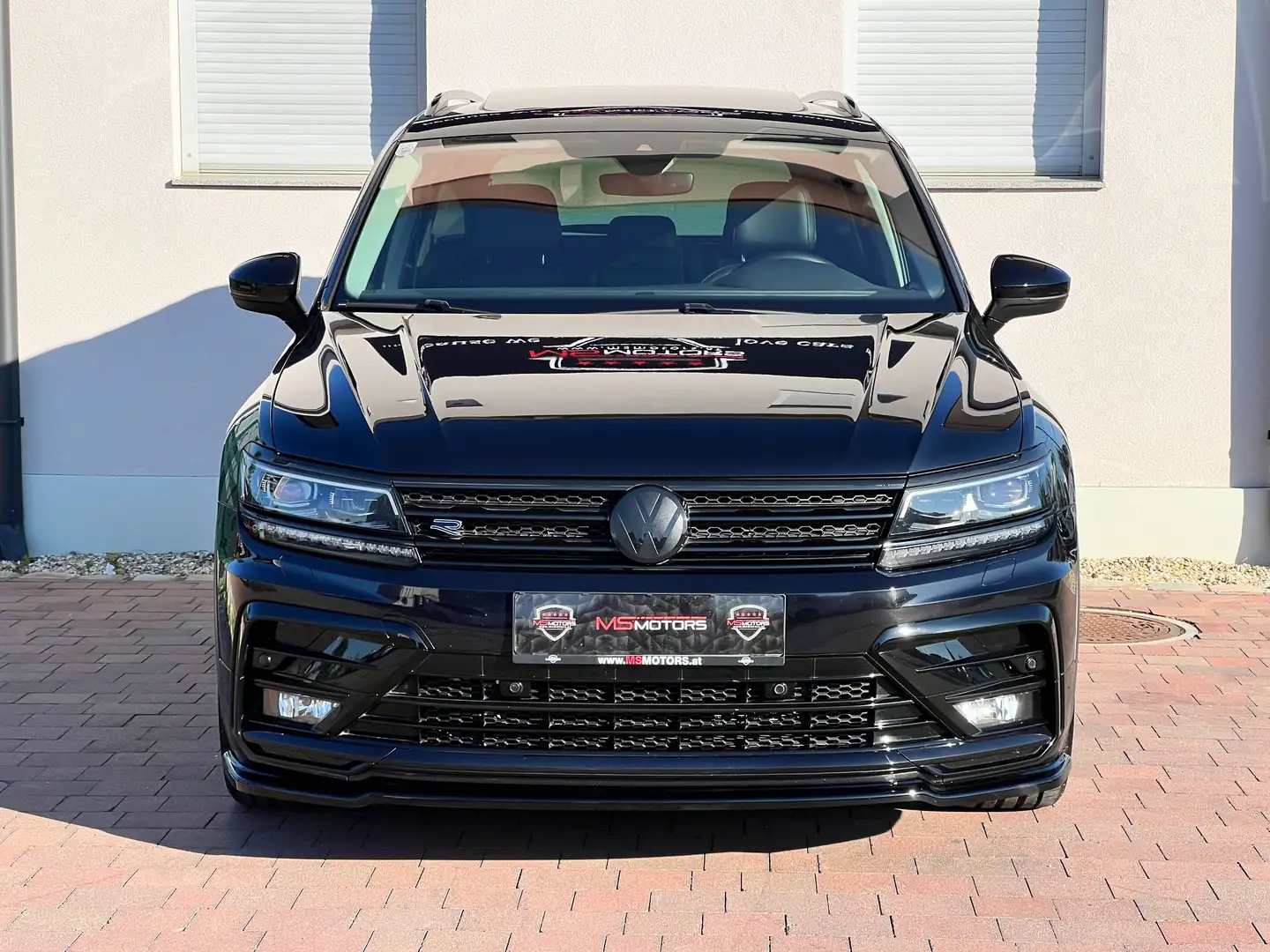 Volkswagen Tiguan 2.0 TDI 4 MOTION Aut*R LINE*ACC*LEDER*RFK*AHK*KREDIT*GARANTIE Schwarz - 2