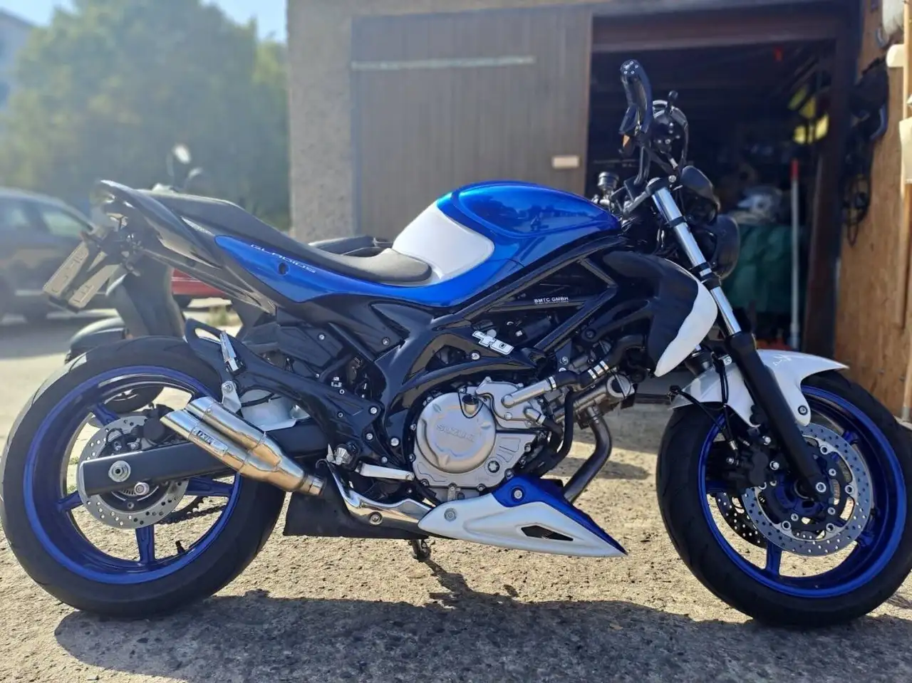 Suzuki Gladius 650