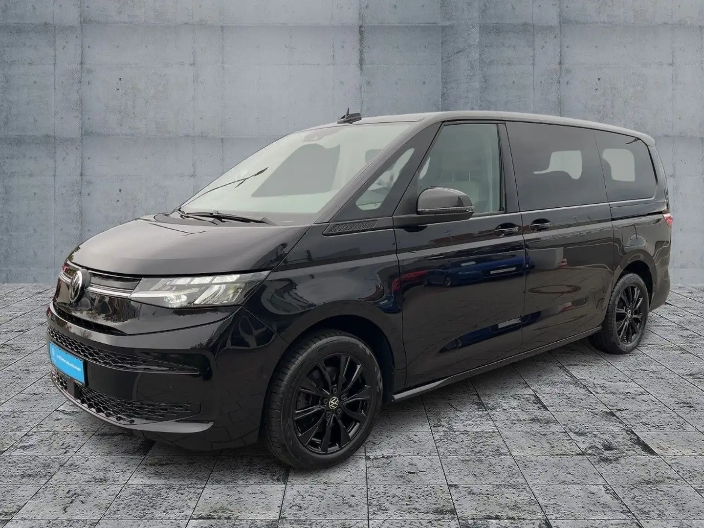 Volkswagen T7 Multivan T7 Multivan LÜ 2.0TDI LED+NAV+RFK+STDHZG+AHK+18" Zwart - 2