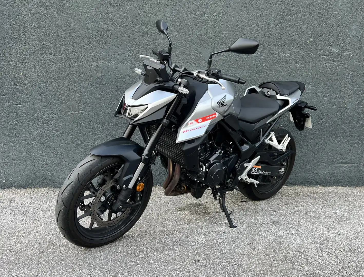 Honda Hornet Gris - 2