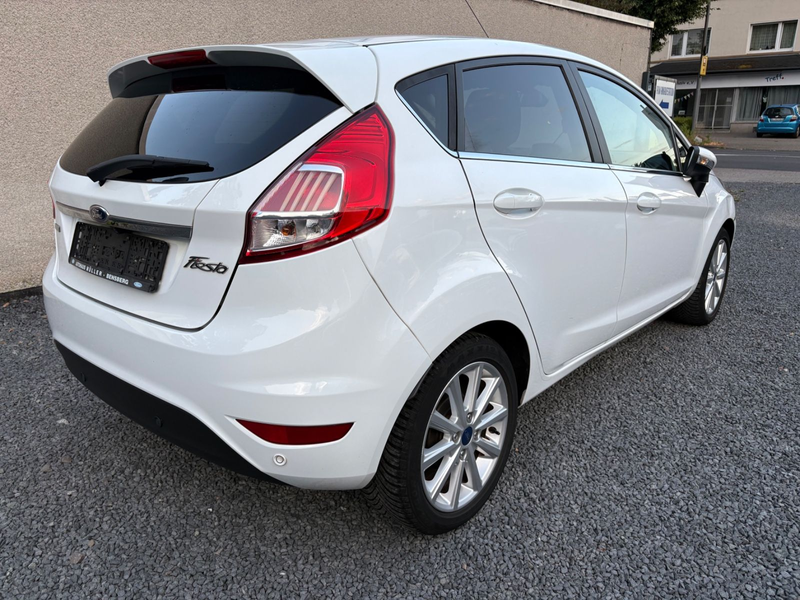 Ford Fiesta Titanium-1.Hand,Navi,Kamera,Klimaautomat, — photo 5