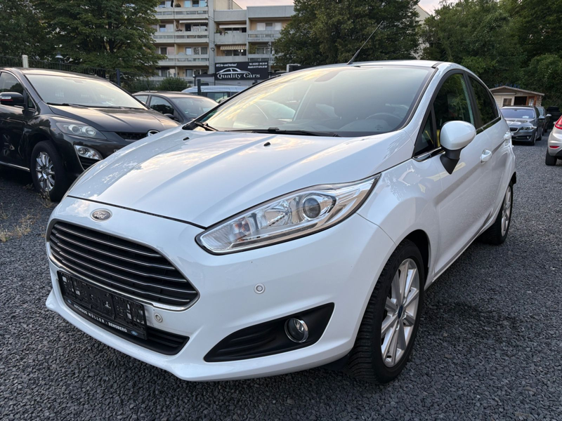 Ford Fiesta Titanium-1.Hand,Navi,Kamera,Klimaautomat,