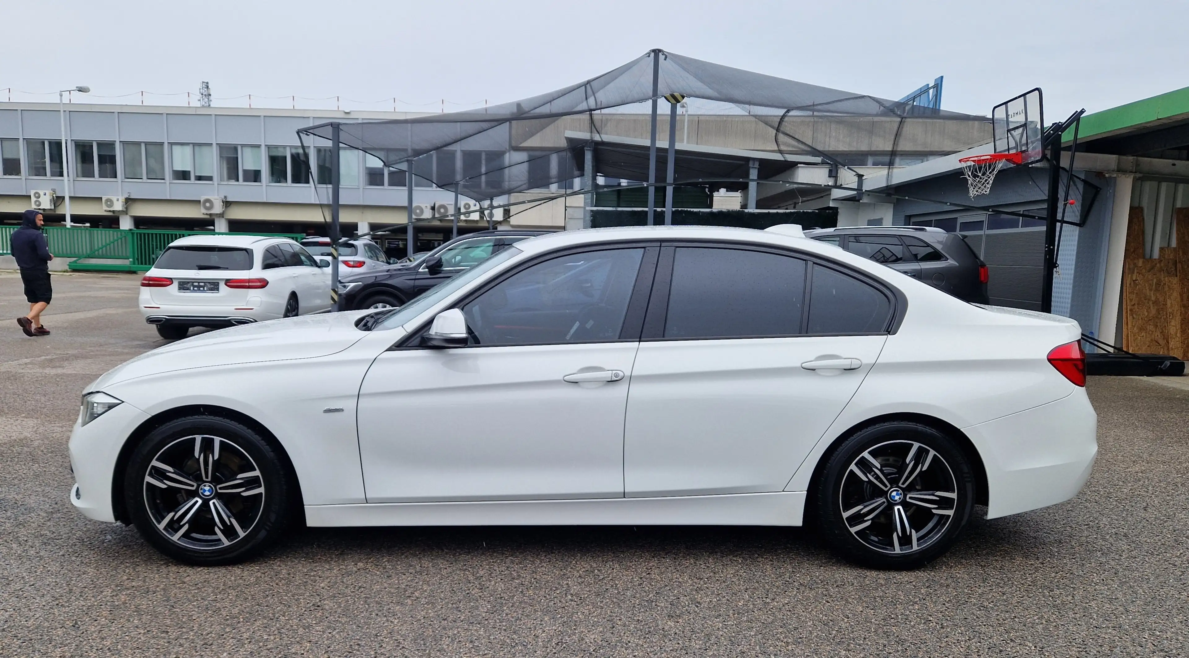 BMW 316 Sport Line — photo 2