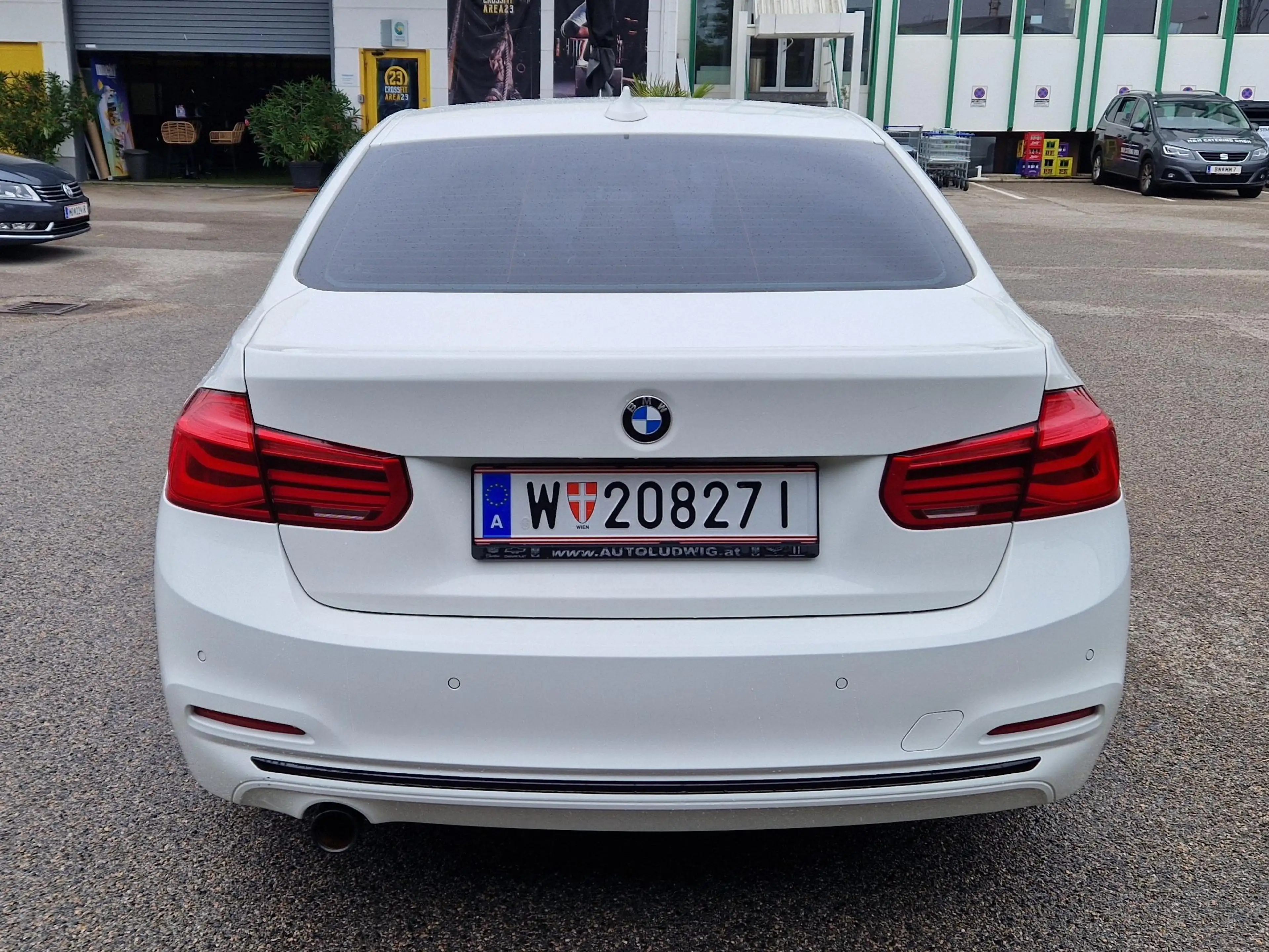 BMW 316 Sport Line — photo 4