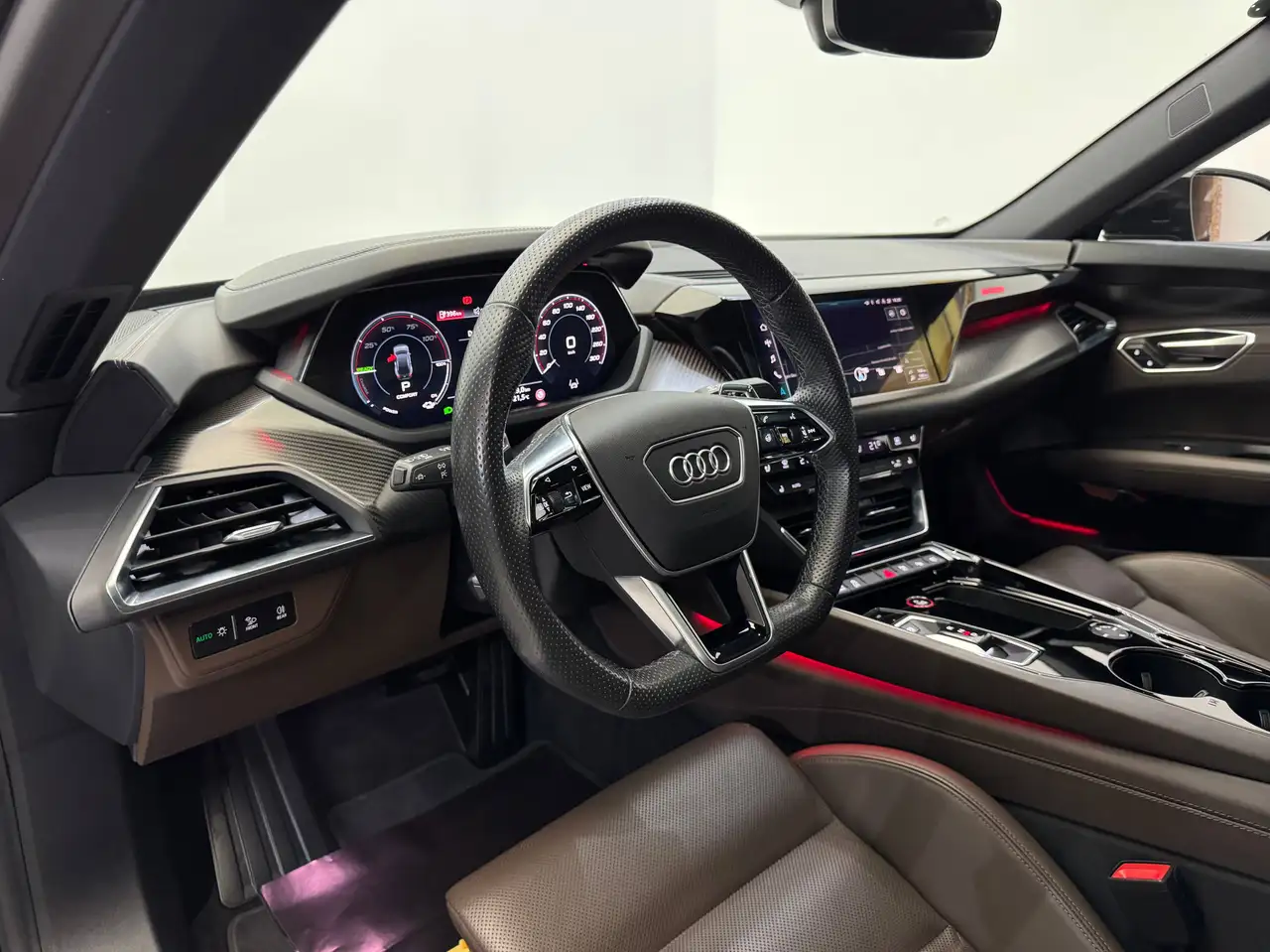 Audi e-tron GT 93,4 kWh quattro // LEASINGFÄHIG // PANO // 1.BESITZ //, миниатюра 13