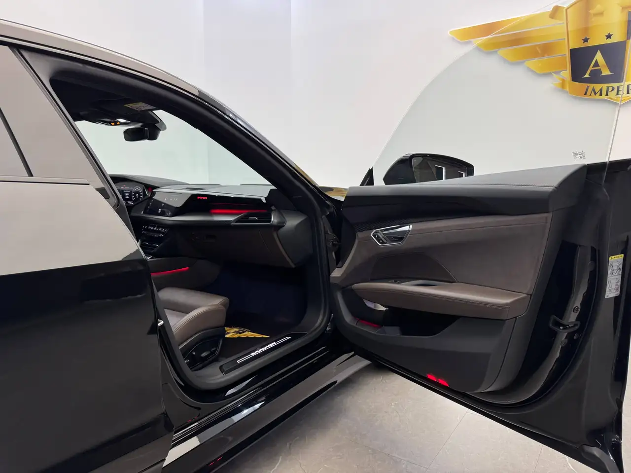 Audi e-tron GT 93,4 kWh quattro // LEASINGFÄHIG // PANO // 1.BESITZ //, миниатюра 15