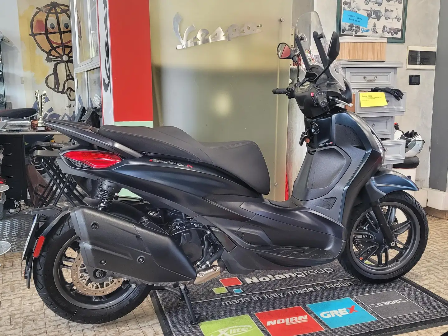 Piaggio Beverly 400 Sport Hpe Abs/Asr Euro 5 Nero - 1