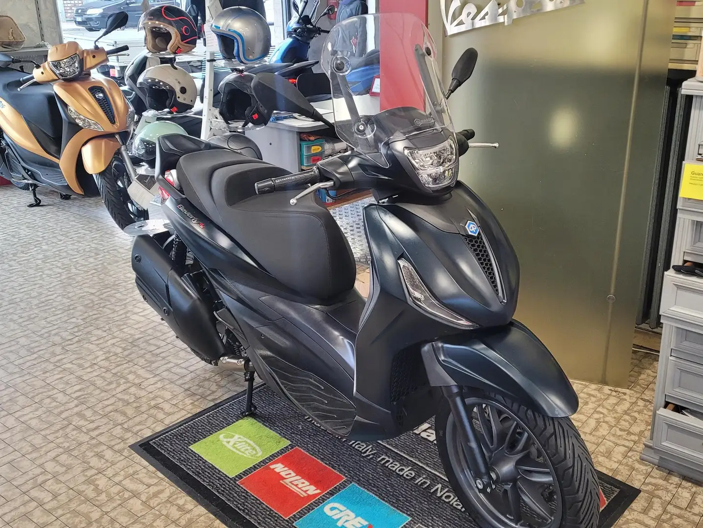 Piaggio Beverly 400 Sport Hpe Abs/Asr Euro 5 Nero - 2