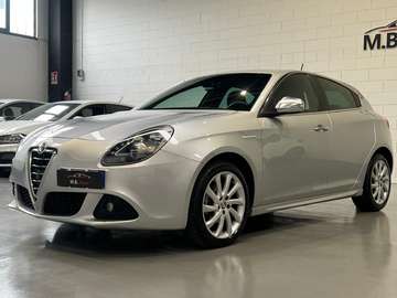 1.6 jtdm(2) Distinctive