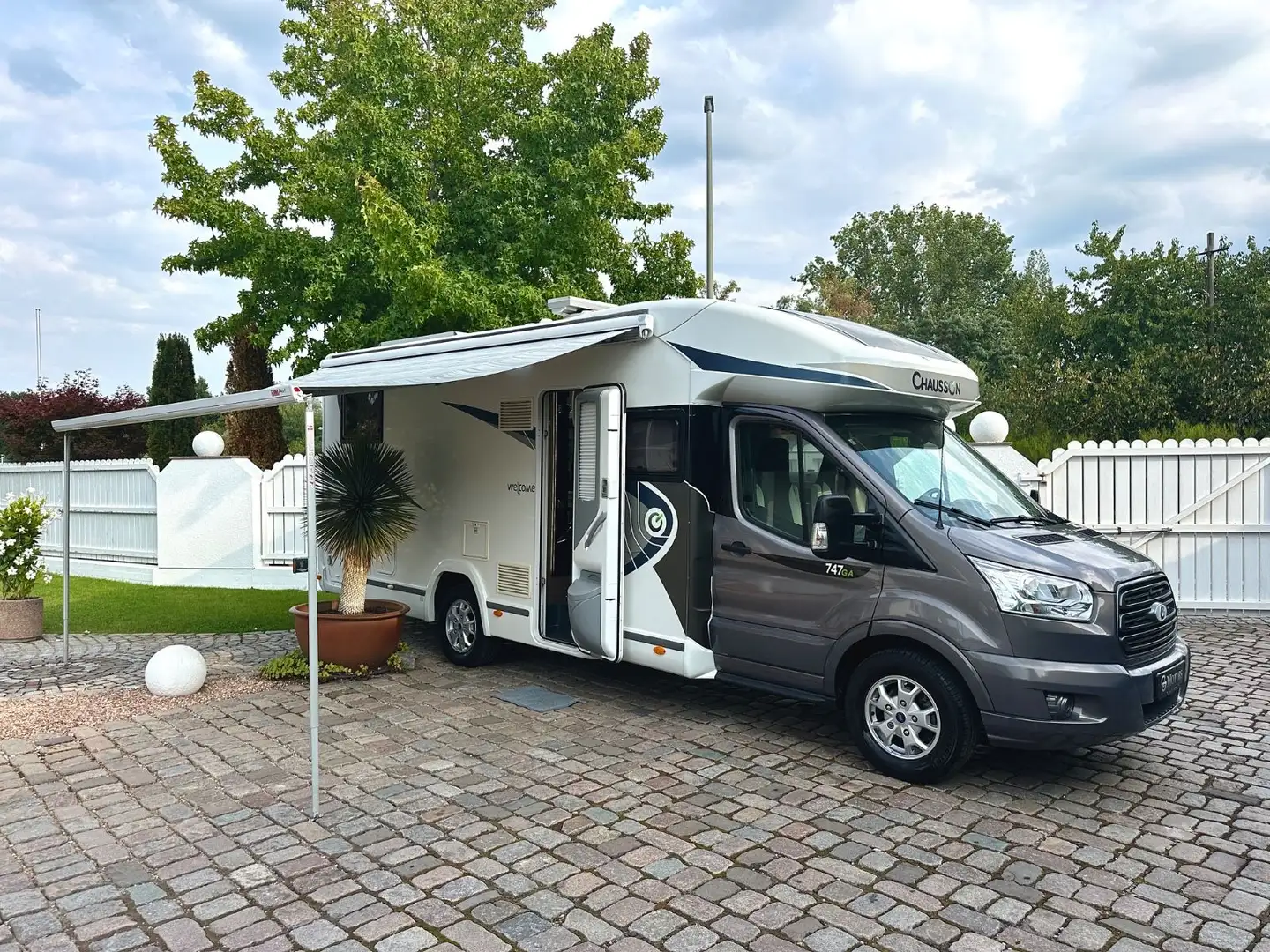 Chausson 747 GA Welcome/ Solar/TV/Markise/WC/RAD/SAT/ Weiß - 1