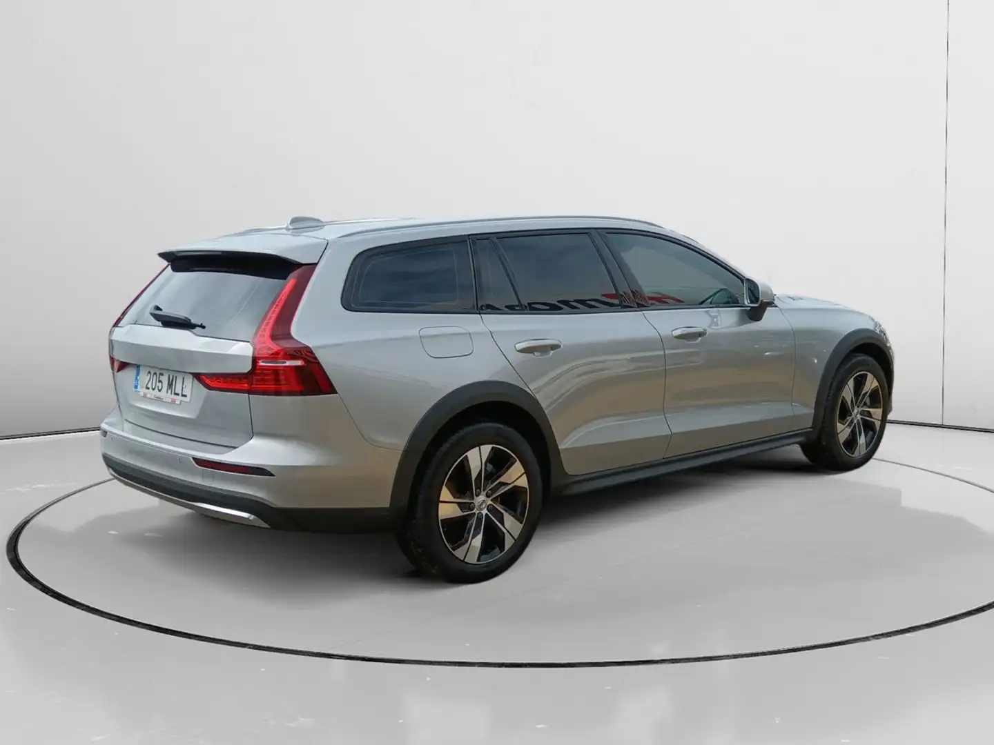 Volvo V60 Core AWD Gris - 2