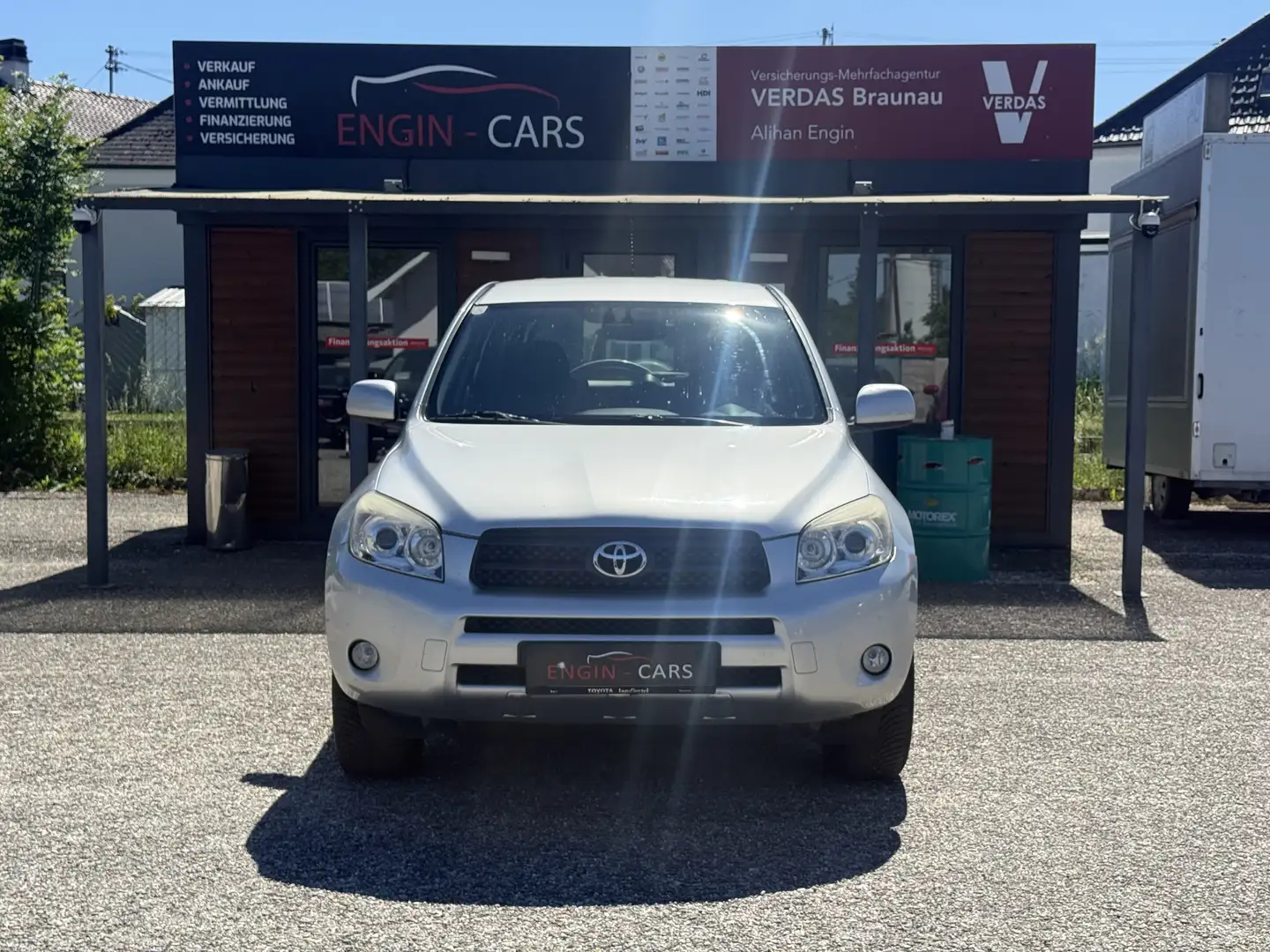 Toyota RAV 4 RAV4 2,2 D-4D 135 4WD - 2
