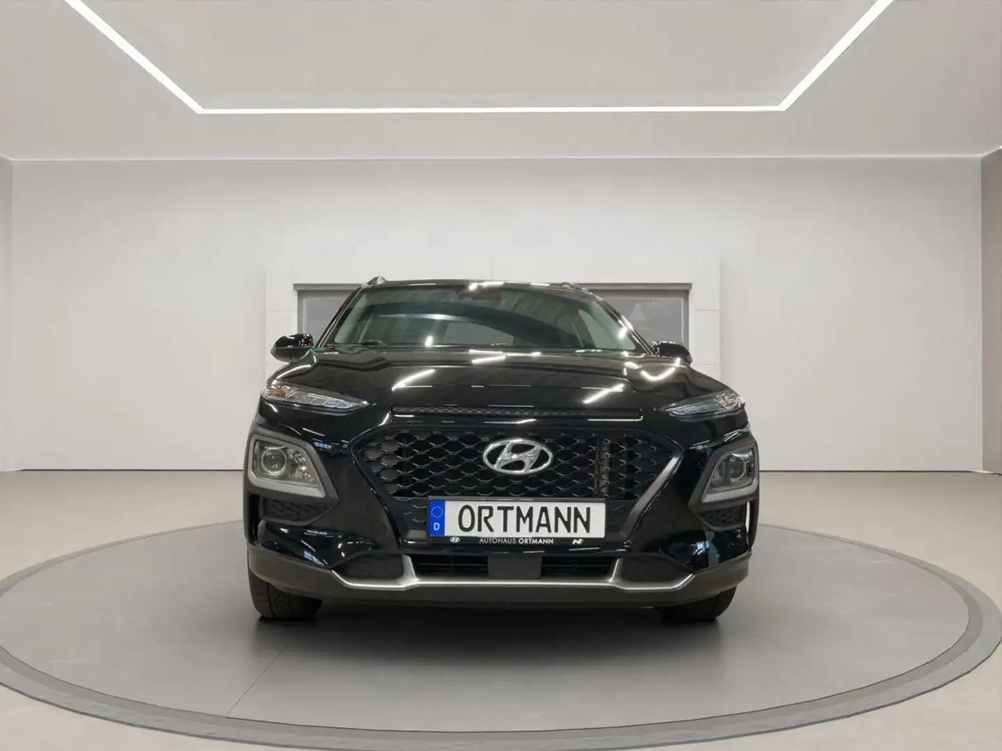 Hyundai KONA 1.0 Benzin "YES!" 2WD 5-Gang Schwarz - 2