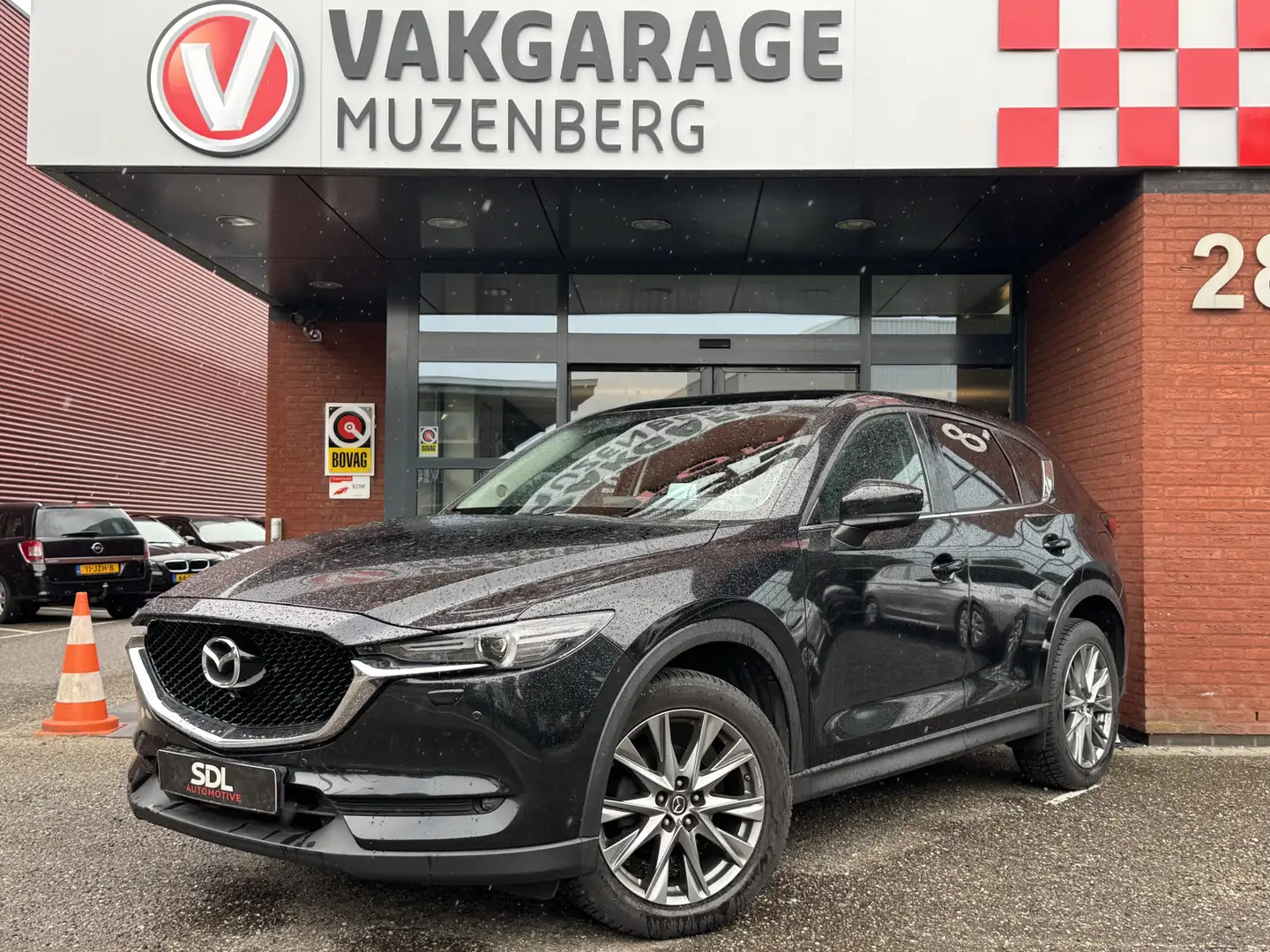 Mazda CX-5 2.5 SkyActiv-G 194 GT-M // NAVI // CAMERA // TREKH Zwart - 1