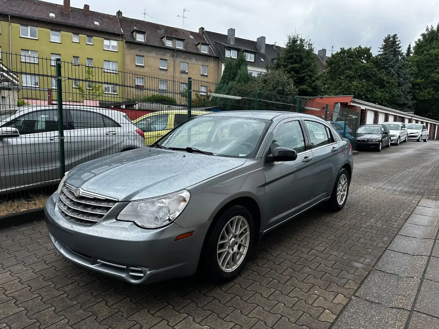 Chrysler Sebring 2.4 AUTOMATIK TÜV NEU Grau - 1