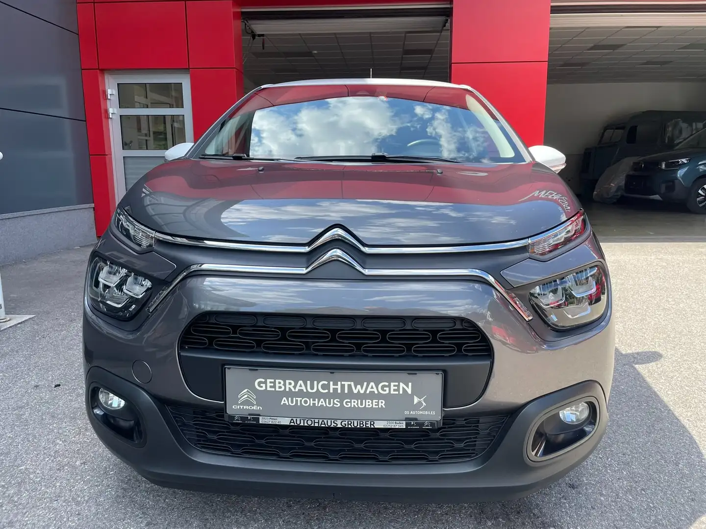 Citroen C3 C3 PT 83PS 5Gang Shine Grau - 2