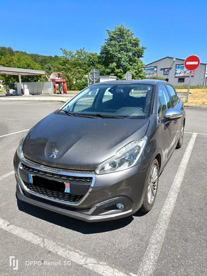 Peugeot 208 1.2 PureTech 82ch BVM5 Allure