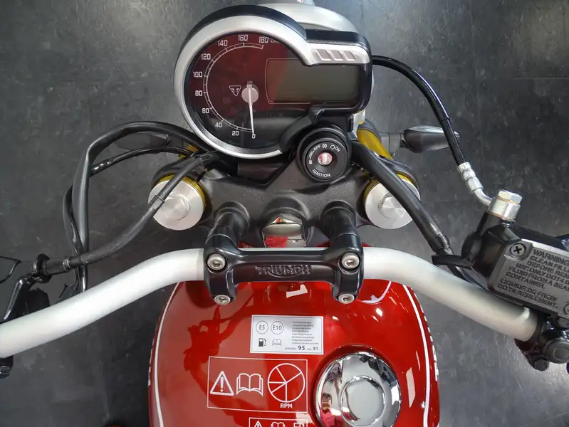 Triumph Speed 400 - foto 7