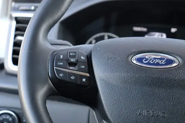 Ford Transit Custom view 12