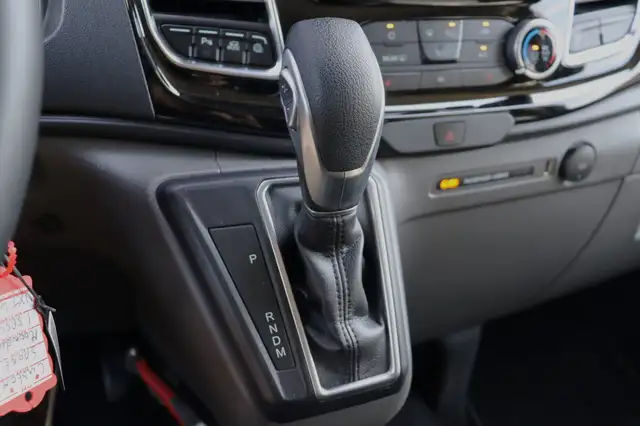 Ford Transit Custom view 30