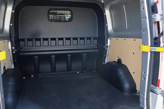 Ford Transit Custom view 24