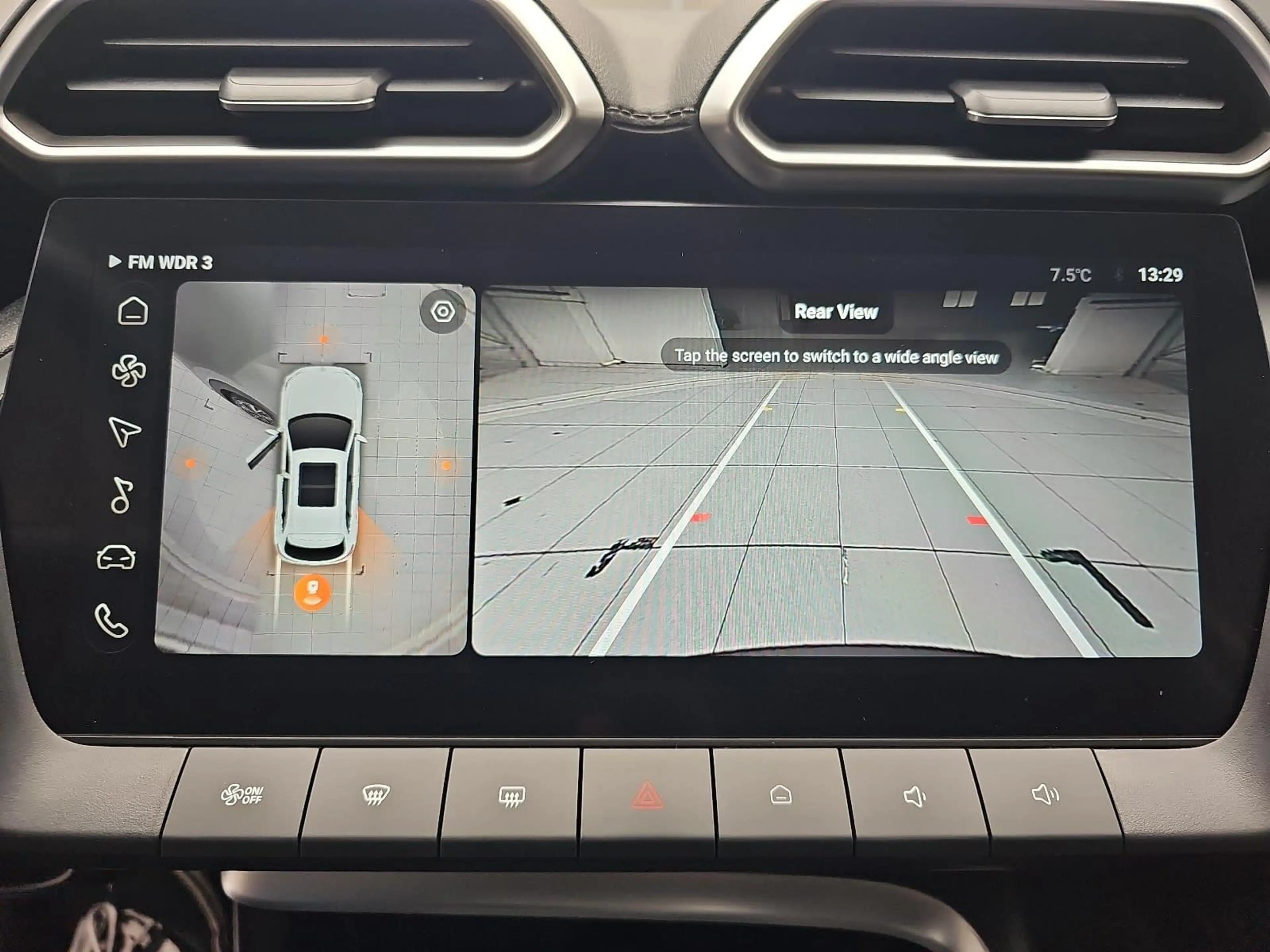 MG ZS ZS 1.5 HYBRID+ MY25.5 LUXURY NAVI LM18 KEYLESS-ENT — photo 11