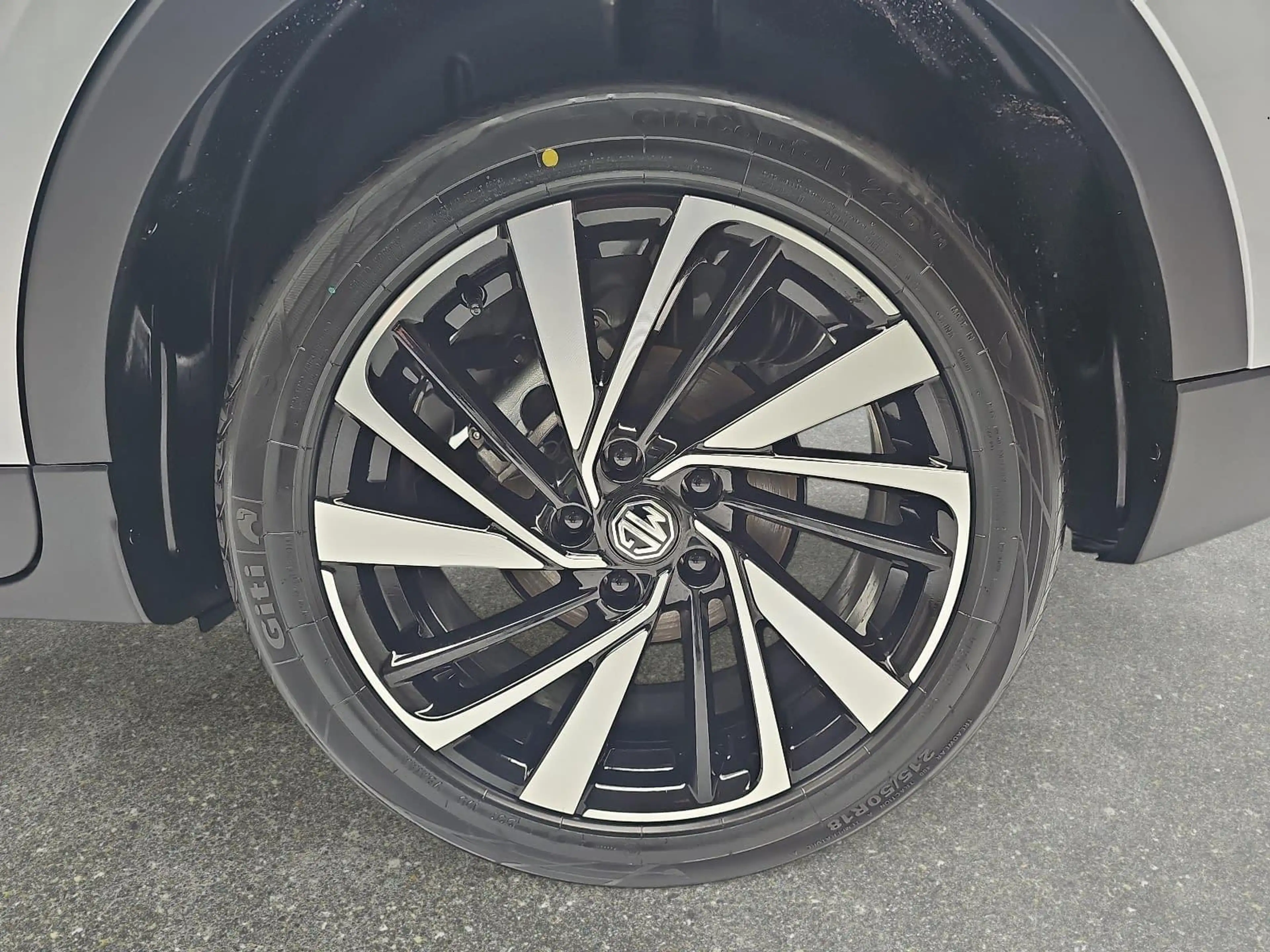MG ZS ZS 1.5 HYBRID+ MY25.5 LUXURY NAVI LM18 KEYLESS-ENT — photo 7