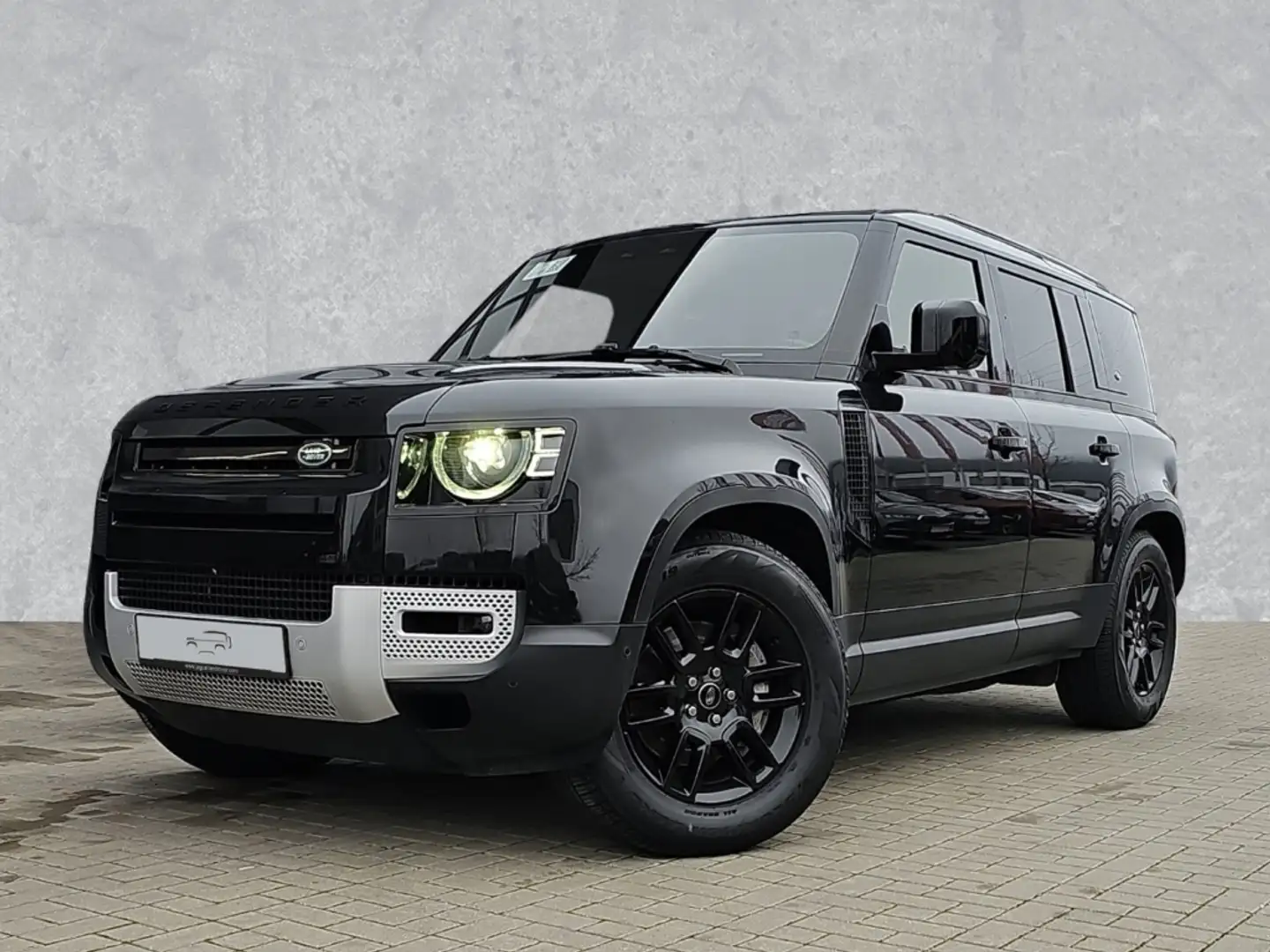 Land Rover Defender 110 D300 AWD S Schwarz - 1