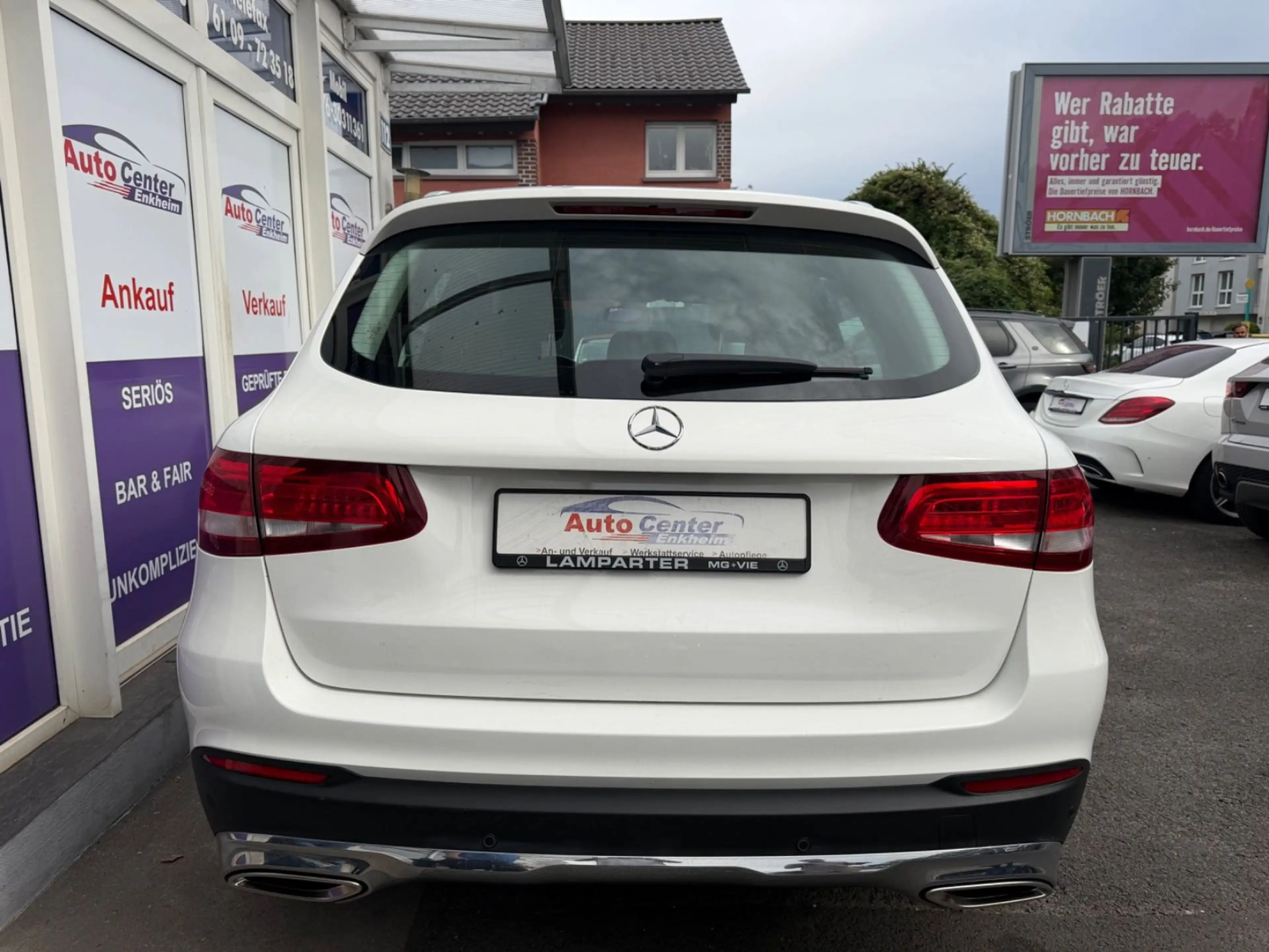 Mercedes-Benz GLC 250 4Matic *1.Hand*Rentnerfzg*Navi*Leder* — photo 6