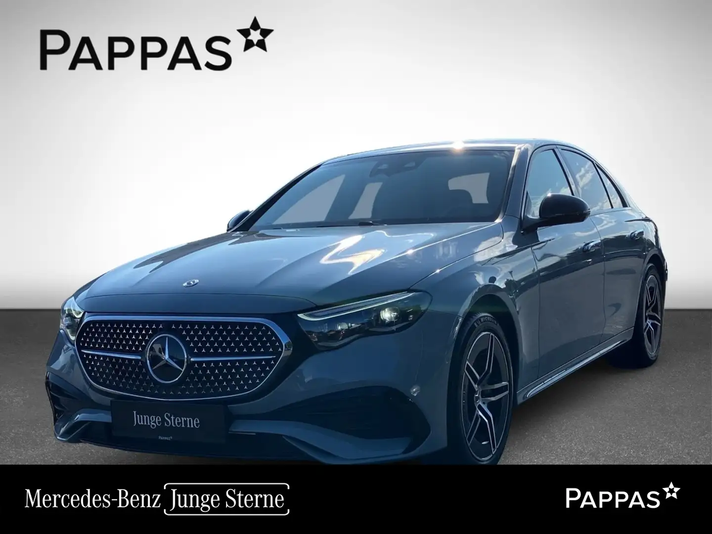 Mercedes-Benz E 300 de 4MATIC Limousine mit EQ Hybrid Technologi AMG L Grijs - 1